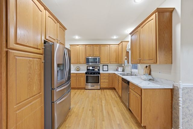 609 Shelley Avenue, Ames, IA 50014