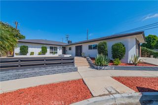 3202 Montana Avenue, Costa Mesa, CA 92626