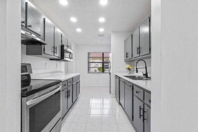 1620 Granfern Avenue 1620, West Palm Beach, FL 33415