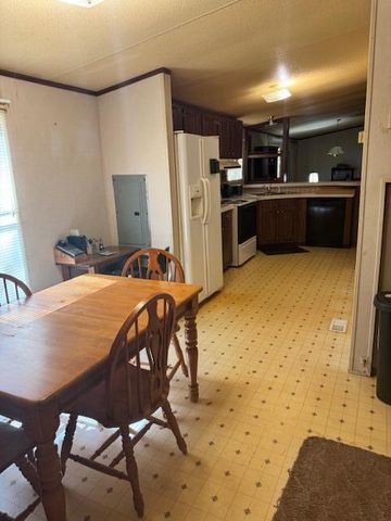 1061 Bo's Road, Summerton, SC 29148