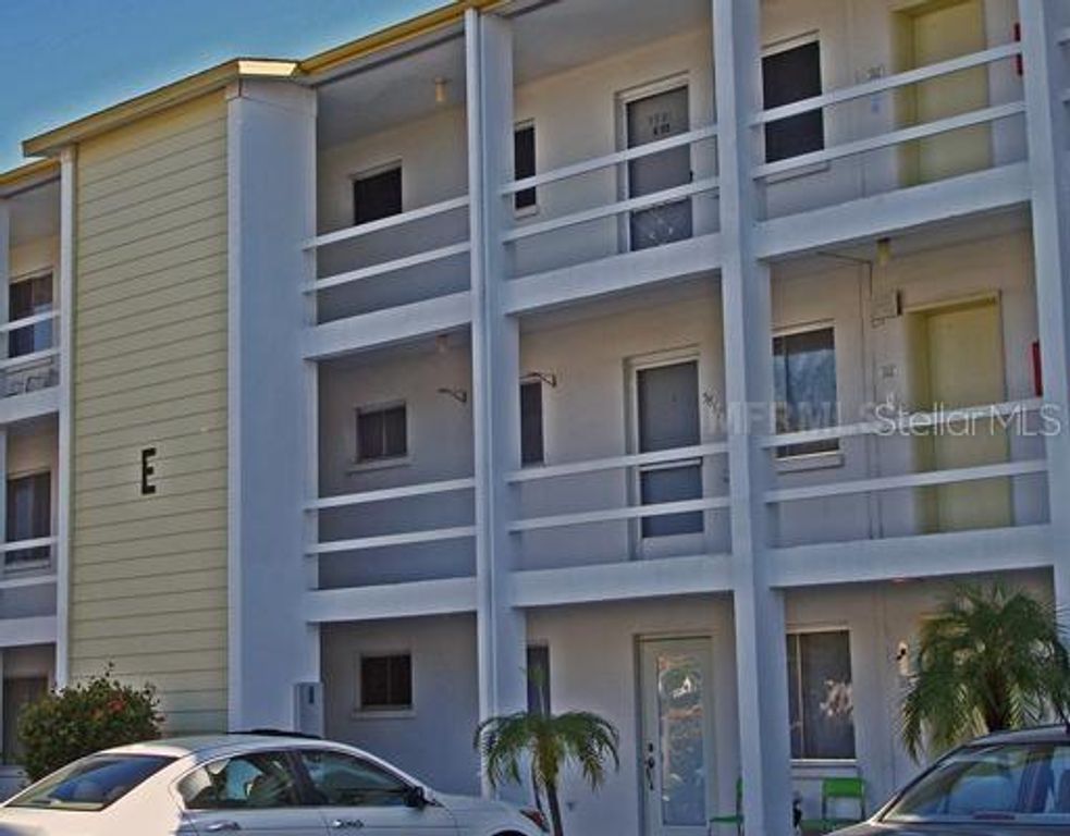 5903 TODD STREET E-34, Bradenton, FL 34207