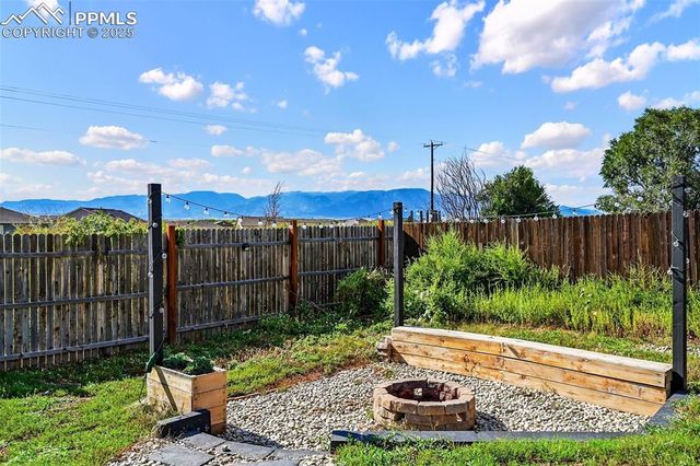 7427 Middle Bay Way, Fountain, CO 80817