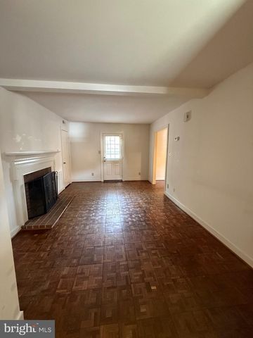 1446 KENMORE AVE, Fredericksburg, VA 22401
