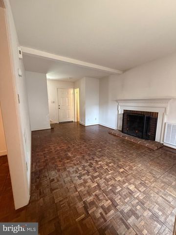 1446 KENMORE AVE, Fredericksburg, VA 22401