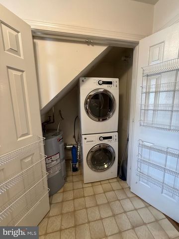 1446 KENMORE AVE, Fredericksburg, VA 22401
