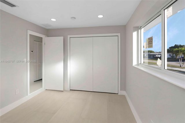 16232 SW 107th Ct, Miami, FL 33157