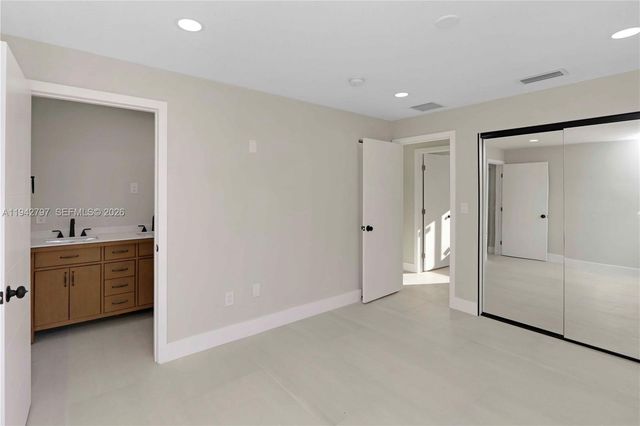 16232 SW 107th Ct, Miami, FL 33157