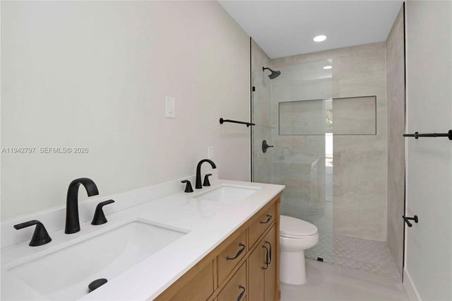 16232 SW 107th Ct, Miami, FL 33157