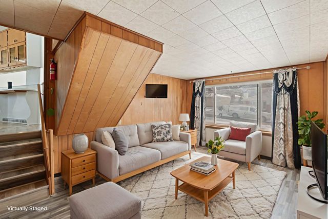 1191 Lindner Drive, Waterloo, IA 50701