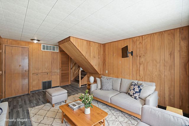 1191 Lindner Drive, Waterloo, IA 50701