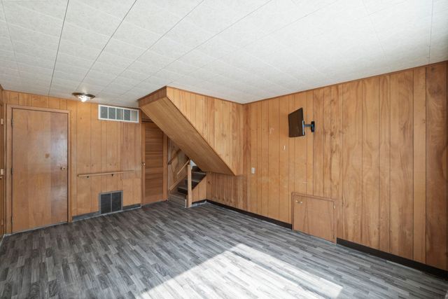 1191 Lindner Drive, Waterloo, IA 50701