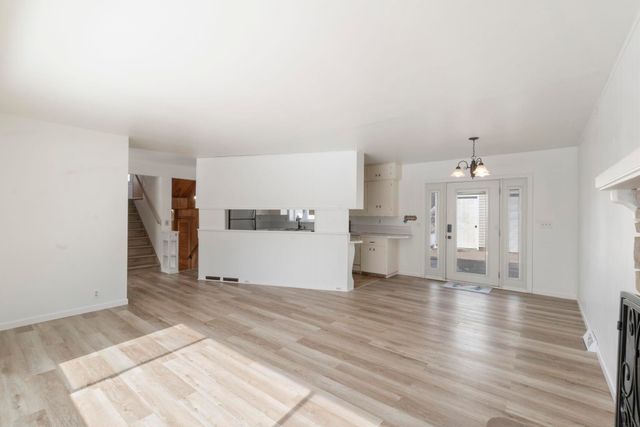 1191 Lindner Drive, Waterloo, IA 50701