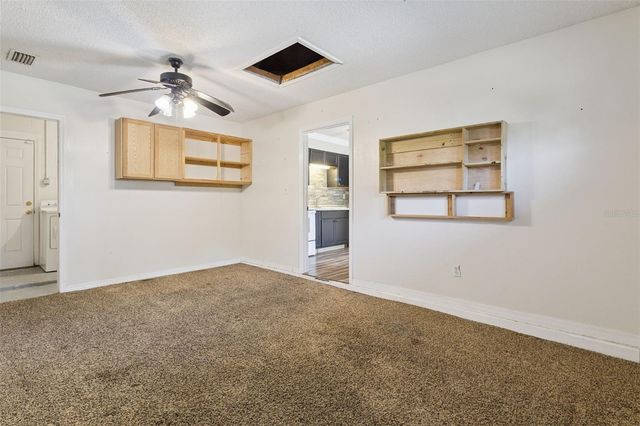 314 E PRIMROSE LANE, Lady Lake, FL 32159