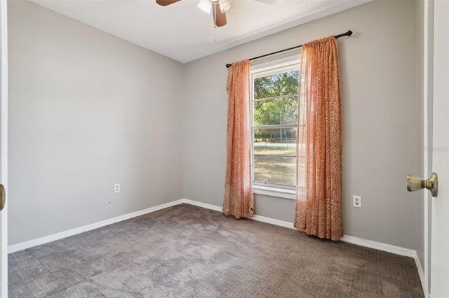 314 E PRIMROSE LANE, Lady Lake, FL 32159