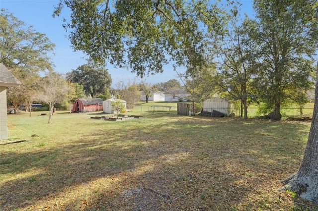 314 E PRIMROSE LANE, Lady Lake, FL 32159