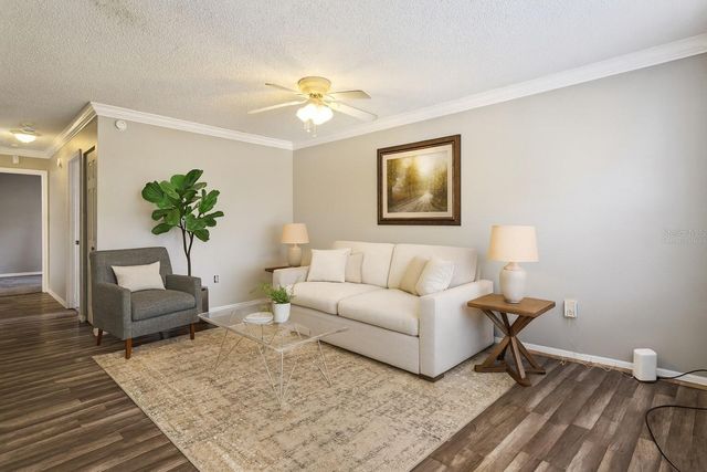 314 E PRIMROSE LANE, Lady Lake, FL 32159