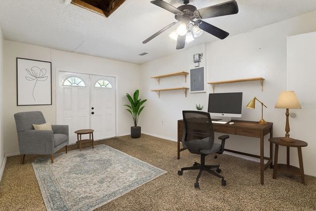 314 E PRIMROSE LANE, Lady Lake, FL 32159