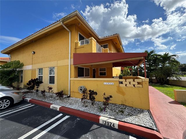 13926 SW 65th Ter 3, Miami, FL 33183