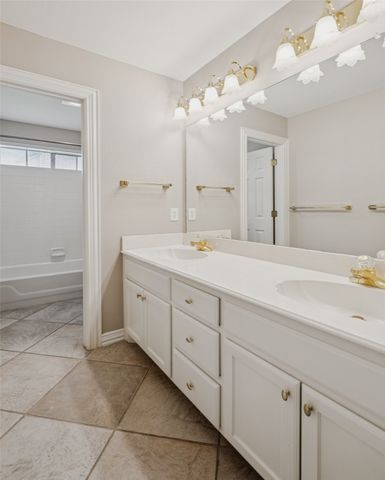 432 Beacon Hill Drive, Coppell, TX 75019