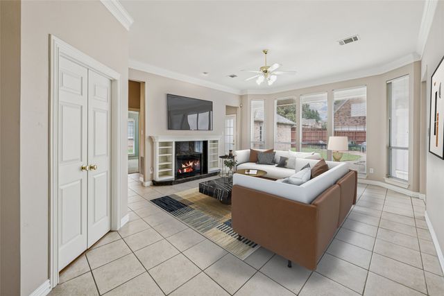 432 Beacon Hill Drive, Coppell, TX 75019