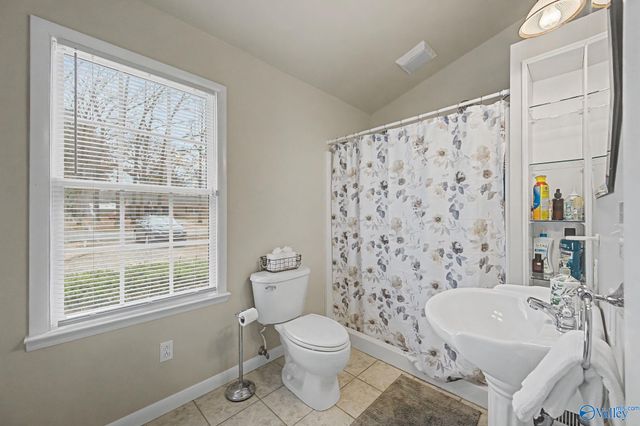 405 Sobotka Street, Hartselle, AL 35640