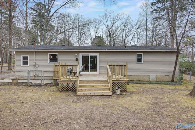 405 Sobotka Street, Hartselle, AL 35640