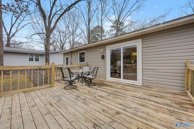 405 Sobotka Street, Hartselle, AL 35640