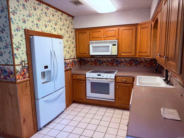 3004 Cedar Park Street, Bryant, AR 72019
