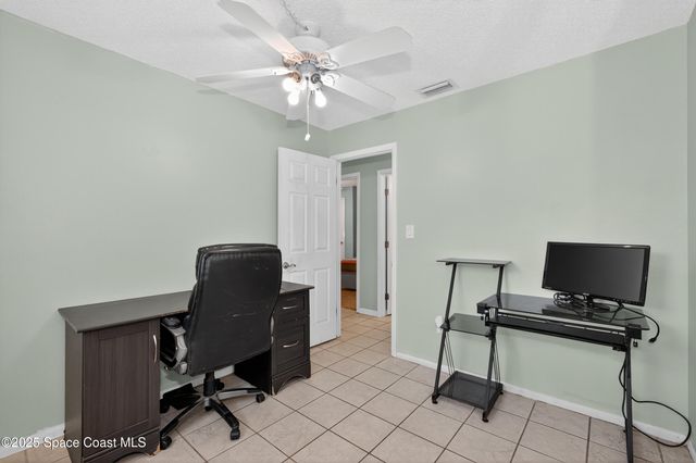 853 Knecht Road NE, Palm Bay, FL 32905