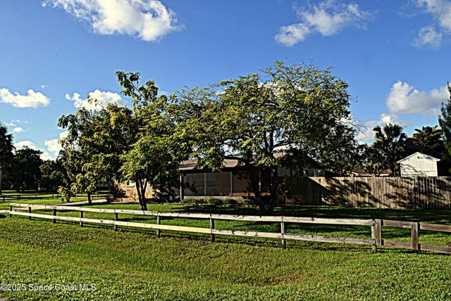 853 Knecht Road NE, Palm Bay, FL 32905