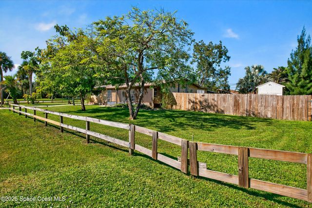 853 Knecht Road NE, Palm Bay, FL 32905