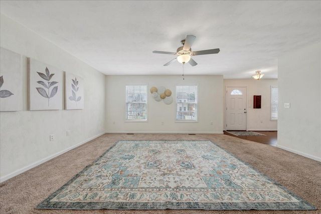 427 Cambridge Court RD, Vinton, VA 24179