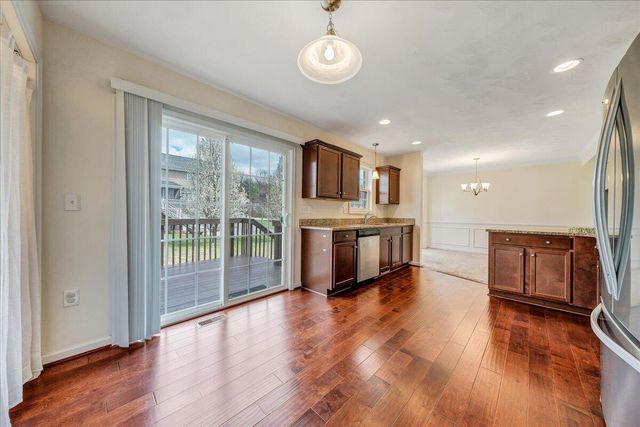 427 Cambridge Court RD, Vinton, VA 24179