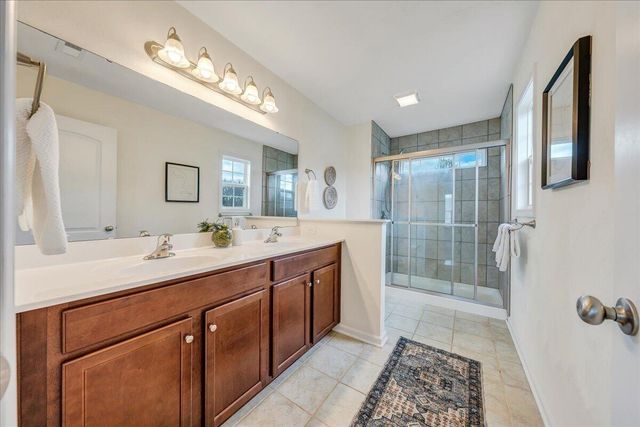 427 Cambridge Court RD, Vinton, VA 24179