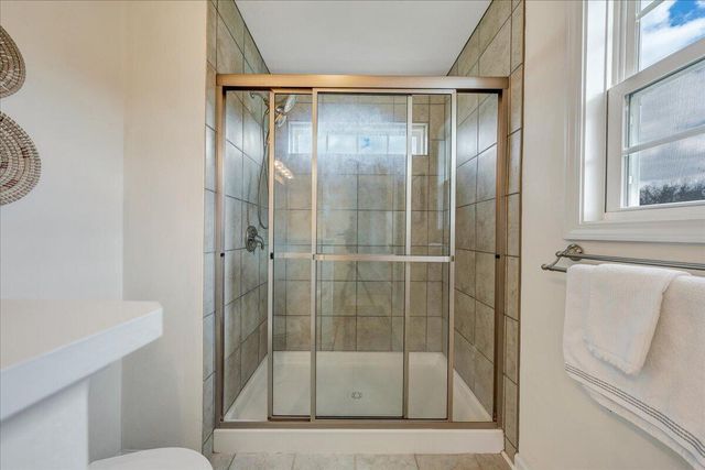 427 Cambridge Court RD, Vinton, VA 24179