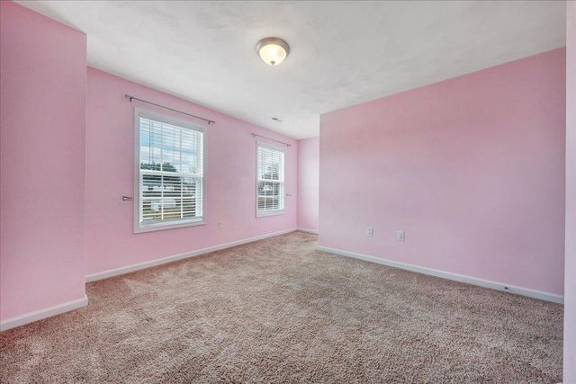 427 Cambridge Court RD, Vinton, VA 24179