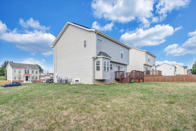 427 Cambridge Court RD, Vinton, VA 24179