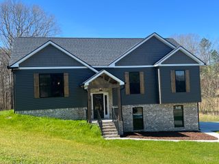 84 Arnold Lane, Lafayette, GA 30728