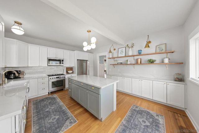 1758 Dehesa Rd, El Cajon, CA 92019