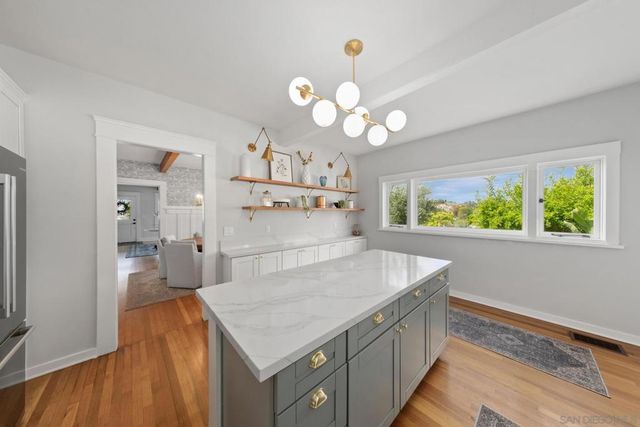 1758 Dehesa Rd, El Cajon, CA 92019