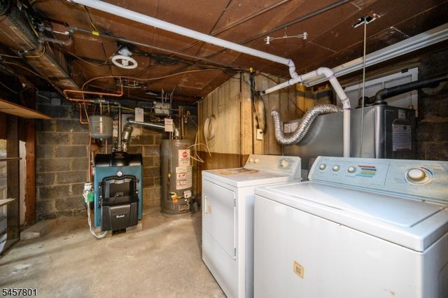 25 Broad Ter, Bloomfield Twp., NJ 07003