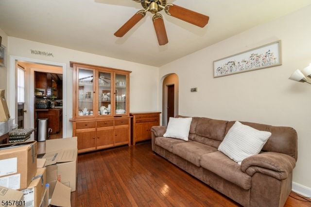 25 Broad Ter, Bloomfield Twp., NJ 07003