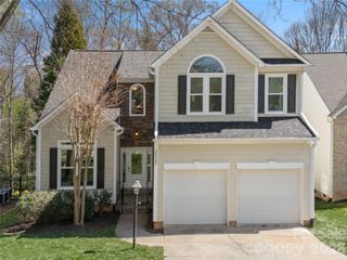 2020 Sablewood Drive, Charlotte, NC 28205