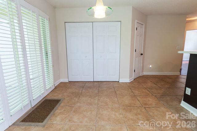 9313 Four Mile Creek Road, Charlotte, NC 28277