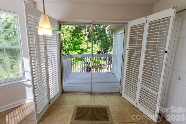 9313 Four Mile Creek Road, Charlotte, NC 28277