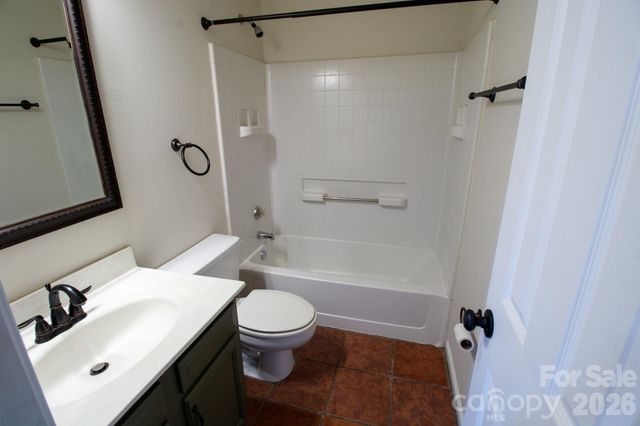 9313 Four Mile Creek Road, Charlotte, NC 28277