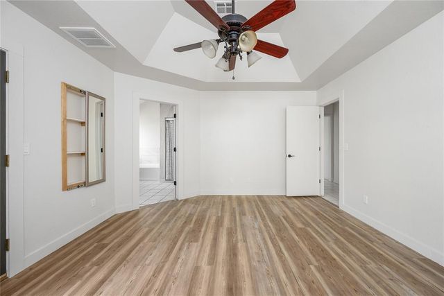 1532 E Twin Brook Terrace, Mustang, OK 73064