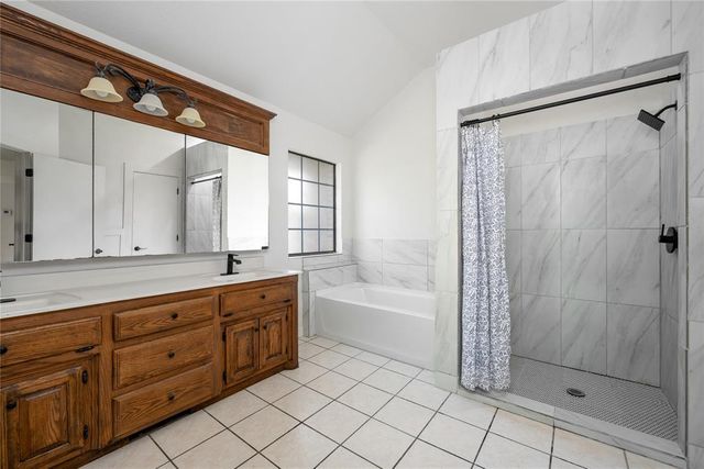 1532 E Twin Brook Terrace, Mustang, OK 73064