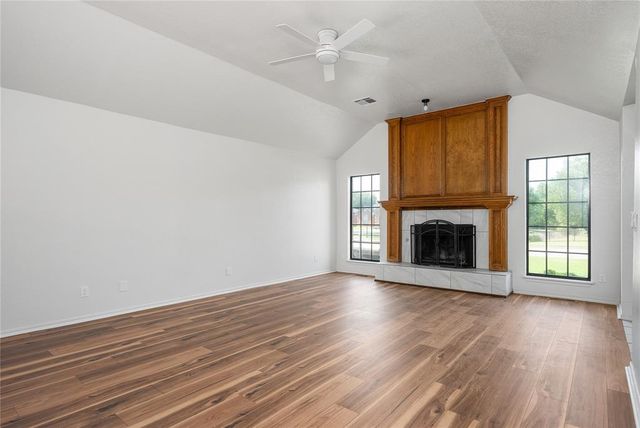 1532 E Twin Brook Terrace, Mustang, OK 73064