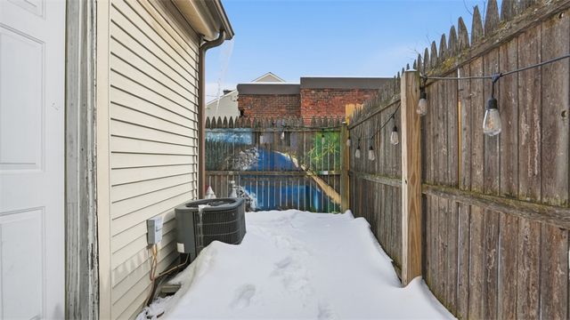 161 S 17th St, South Side, PA 15203